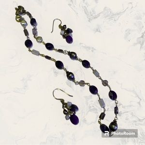 Necklace and earrings set